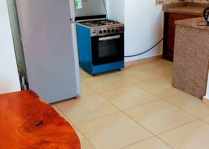 Si Apartment *
